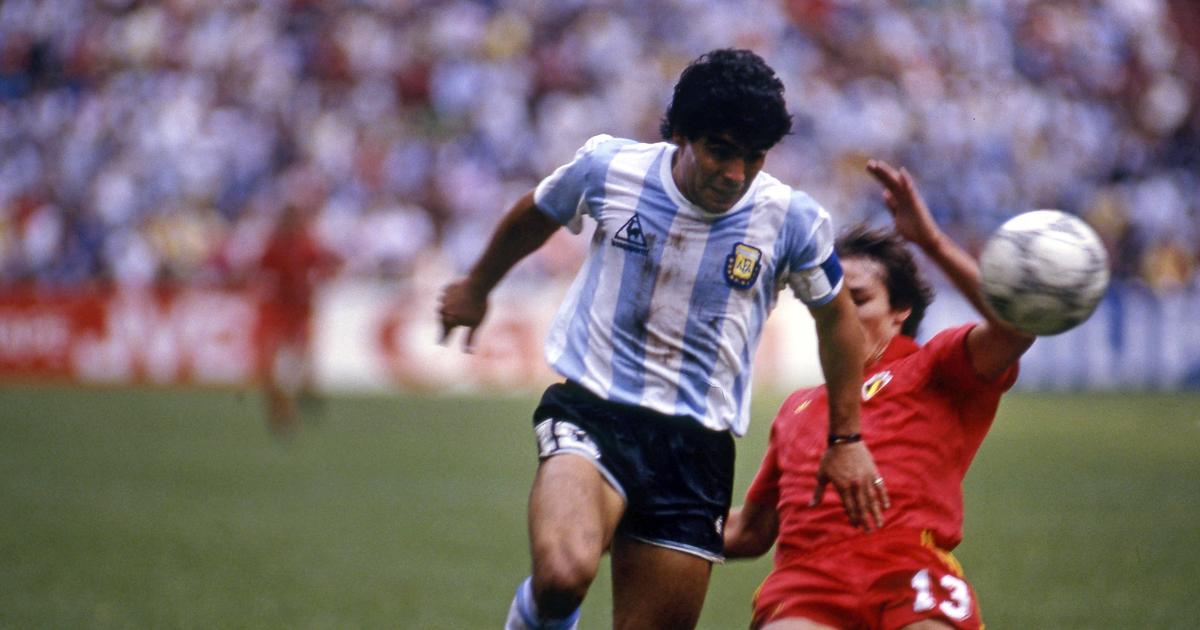 Camisola de Maradona vendida por 400 mil euros em Paris