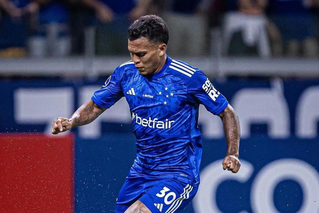 VÍDEO: Gabriel Veron marca golaço pelo Cruzeiro