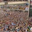 Vídeo: adeptos do Málaga invadiram aeroporto na festa da subida