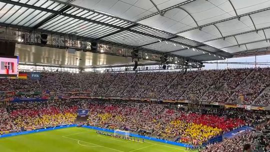 Ambiente empolgante no Frankfurt Arena