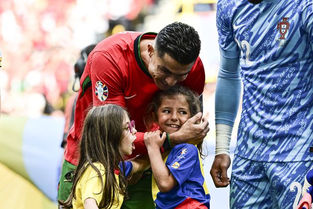 A menina que se emocionou com Ronaldo conta tudo