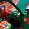 Um carro todo 'vestido' à Portugal