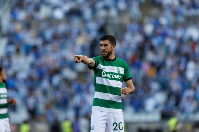 Sporting: Paulinho já está a viajar para o México