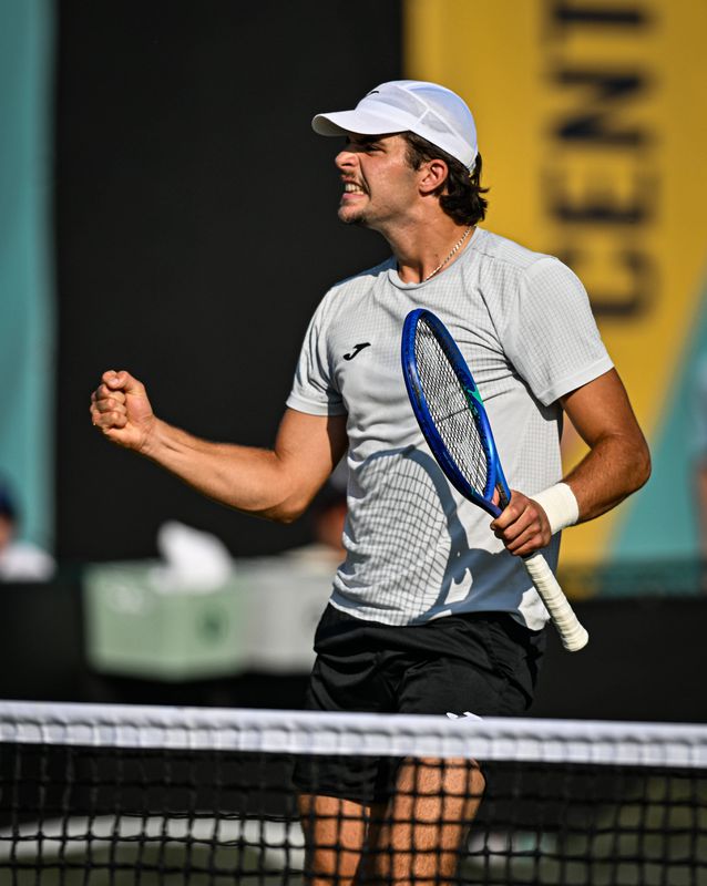 Jaime Faria também avança no 'qualifying' em Wimbledon