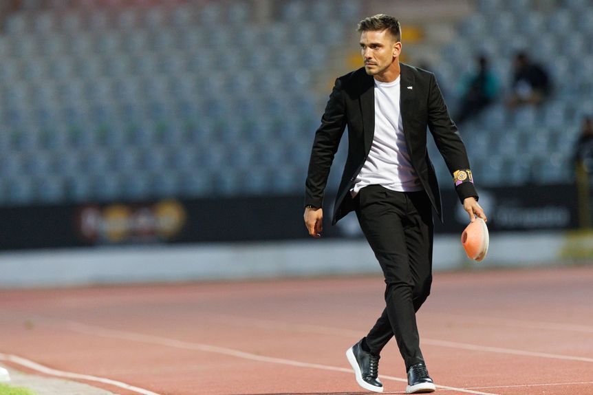 Treinador do emblema insular prepara-se para receber Alan Nunez, jovem paraguaio que alinhava no Cerro Porteno