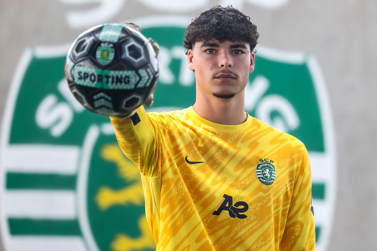 Sporting renova com guarda-redes