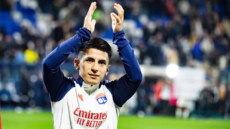 Thiago Almada falha apresentação no Lyon