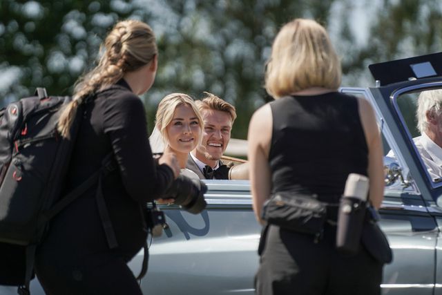 Casamento de Odegaard termina em caos com fotógrafo arrastado por seguranças