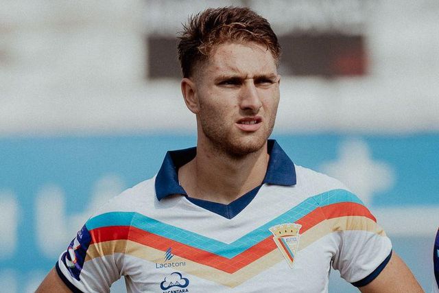 Estoril: Duarte Henriques é canhoto desejado para a defesa