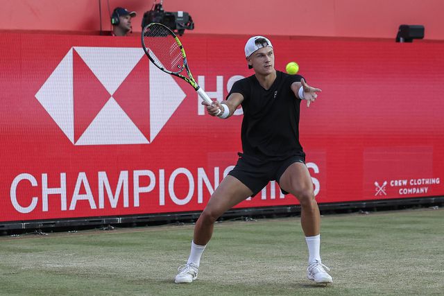 Holger Rune em ação em Queens