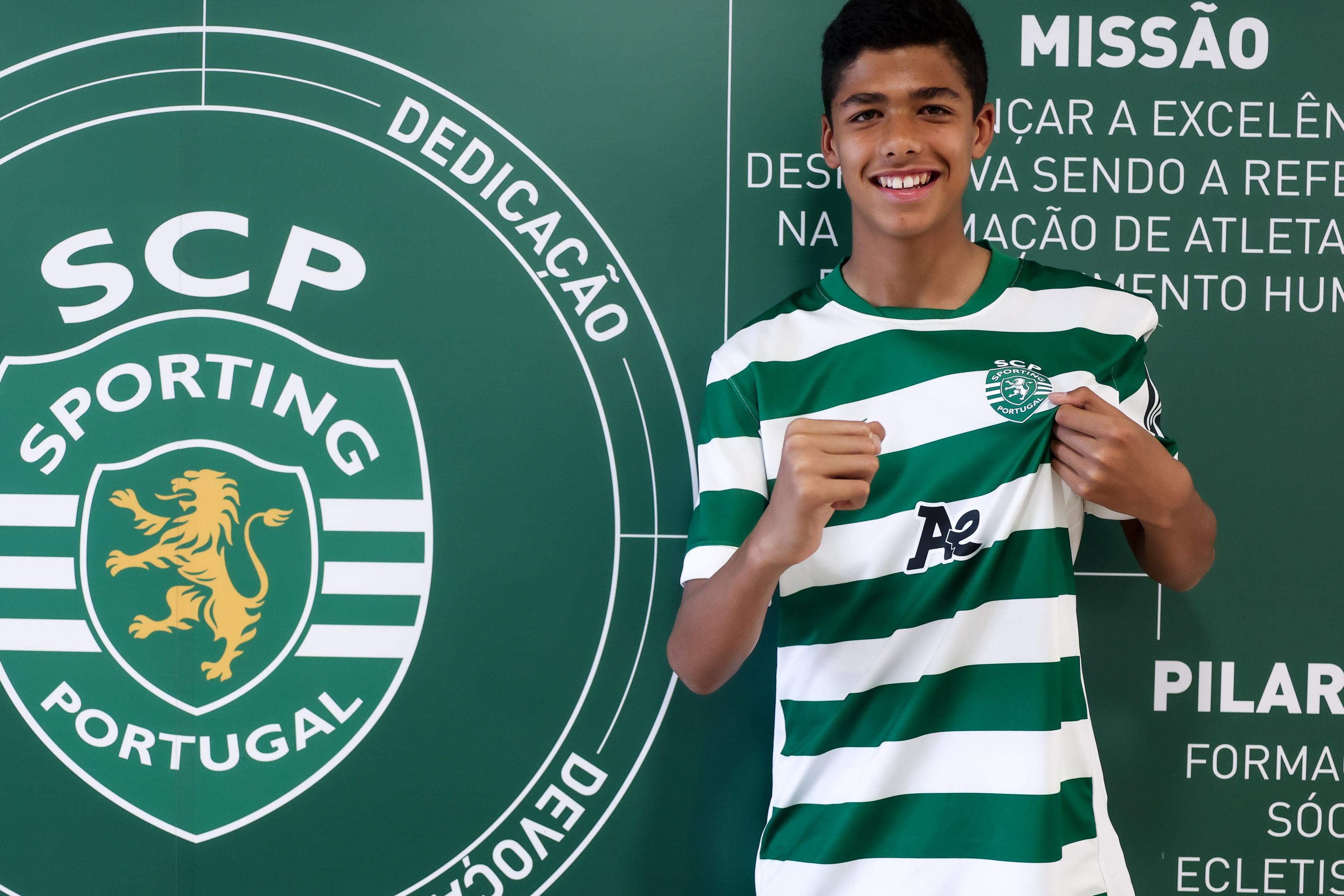Kevin Pinto vai para a terceira temporada de leão ao peito (Foto Sporting CP)