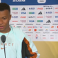 Mbappé: «Não olho para o que Messi faz»