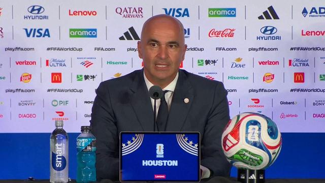 Roberto Martínez elogia «disciplina incrível» de Cristiano Ronaldo