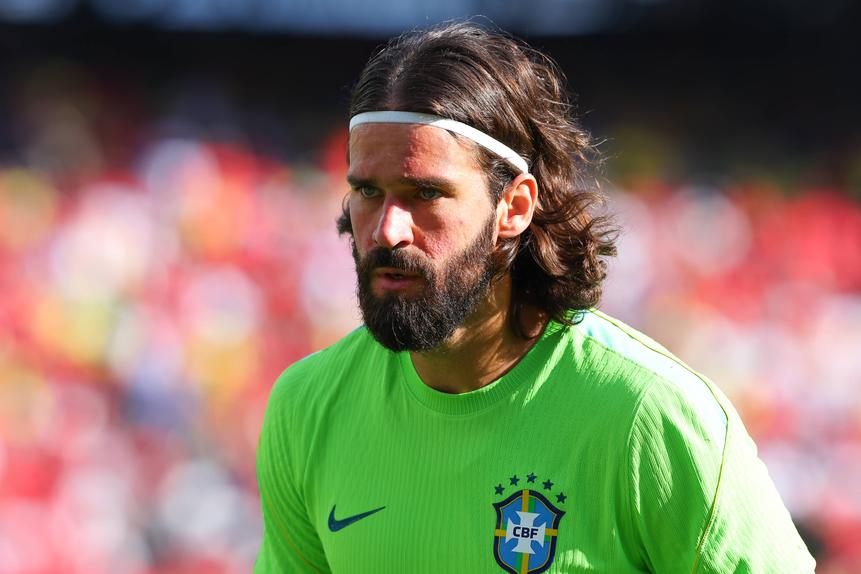 Alisson é o dono da baliza brasileira