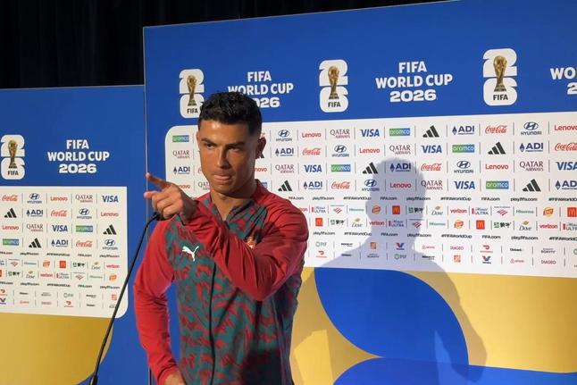 Cristiano Ronaldo: «Final do Mundial contra Messi? Seria top!»