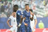 Dembélé e Mbappé