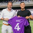 Oficial: Milan vende central ao Anderlecht