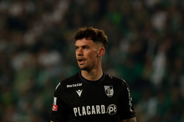 Ponta de lança do Vitória de Guimarães a caminho do Nacional