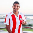 Oficial: Leixões recruta médio-defensivo no Minho