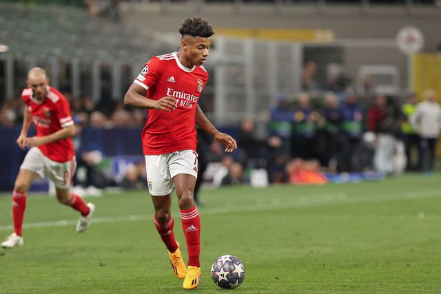 «É estranho vender Neres se olharmos para o que tem sido dito»