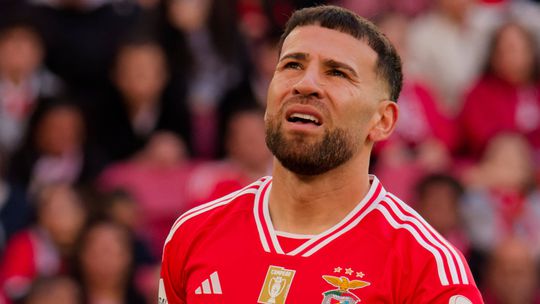 Otamendi: «Sacrifiquei as férias e o Benfica sabe a minha prioridade»