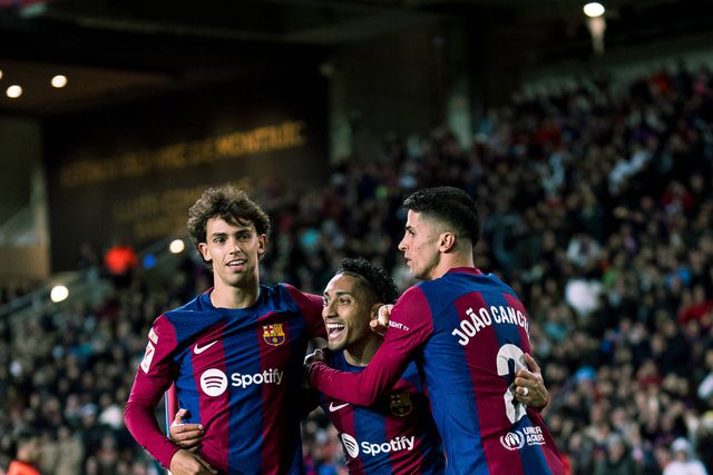 Preços elevados distanciam Aston Villa de João Félix e Raphinha