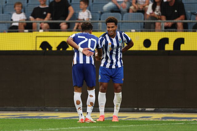 VÍDEO: Danny Namaso marca o terceiro golo no Dragão