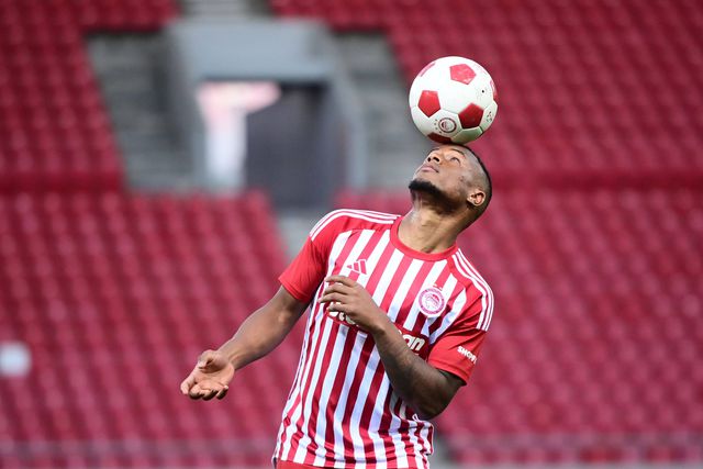 Sporting: Jovane Cabral está a treinar com a equipa B