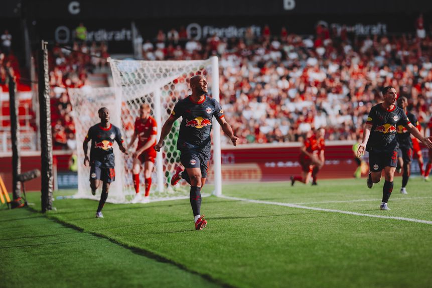 Salzburgo vence Brann por 1-4 Foto: IMAGO