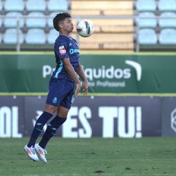 Martim Cunha realizou 10 encontros pela equipa B portista na época passada