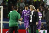 Cristiano Ronaldo e Jorge Jesus em Alvalade, no final do duelo entre Sporting e Real Madrid na Champions 2016/2017 (Foto: A BOLA)