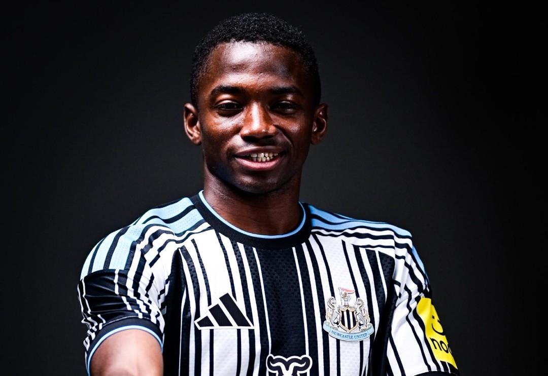 O extremo costa-marfinense Bazoumana Touré foi contratado pelo Newcastle ao Hoffenheim por 40 milhões de euros