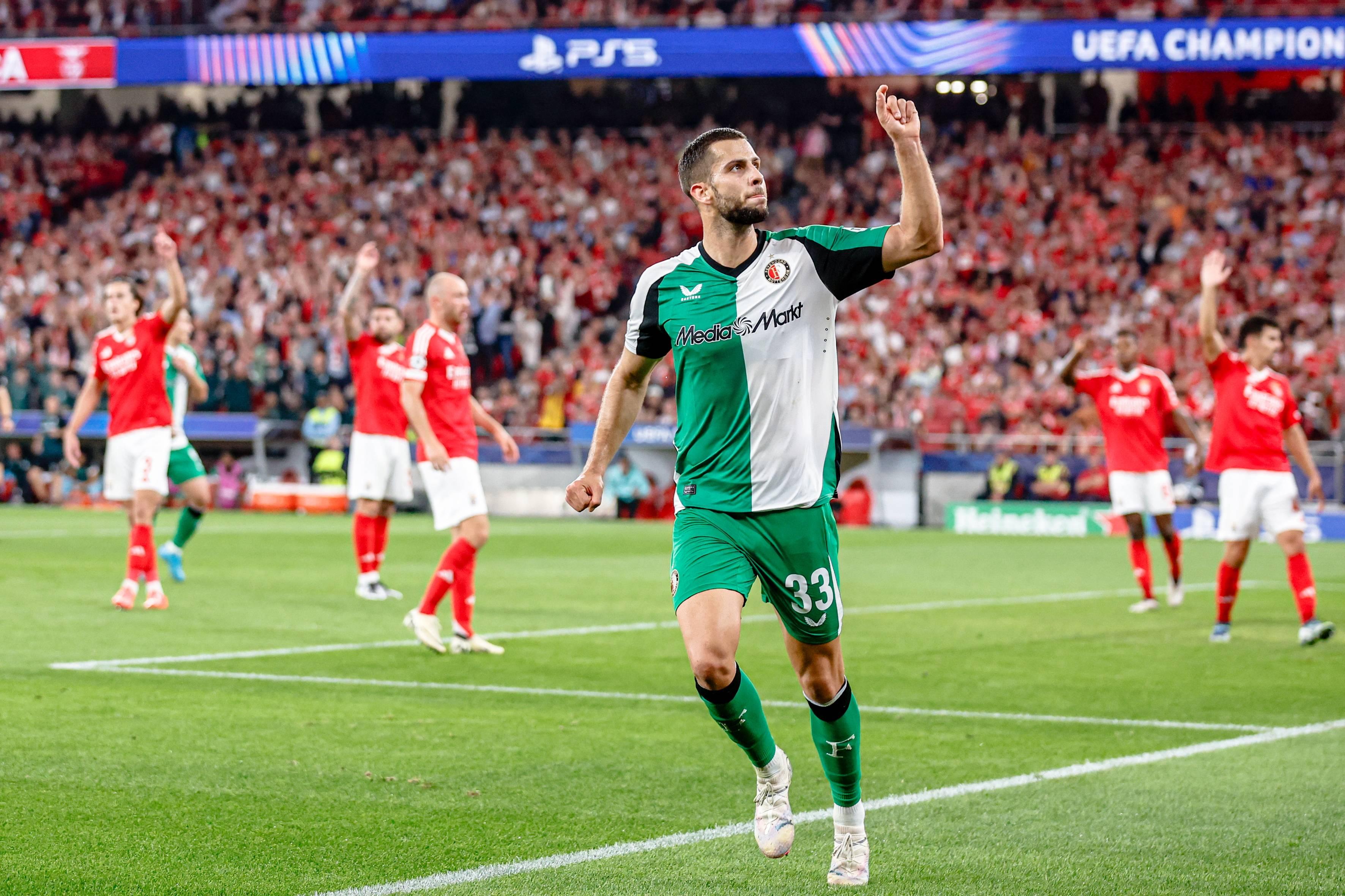 Benfica 1-3 Feyenoord: fase de liga Champions League 2024/25. Primeira derrota de Bruno Lage no regresso ao Benfica