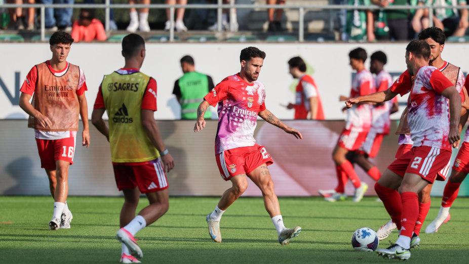 Rafa no aquecimento do jogo - Foto: SL Benfica