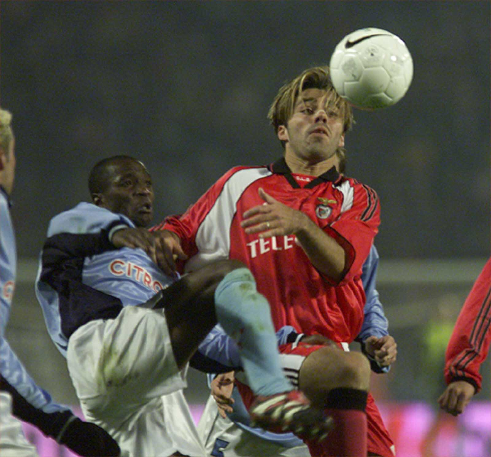 Celta de Vigo 7-0 Benfica, 1.ª mão da 3.ª ronda da Taça UEFA 1999/2000. A maior derrota de sempre das águias nas competições europeias (Foto: ASF)
