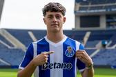 Martim Chelmik vai continuar a vestir a camisola portista - Foto: FC Porto
