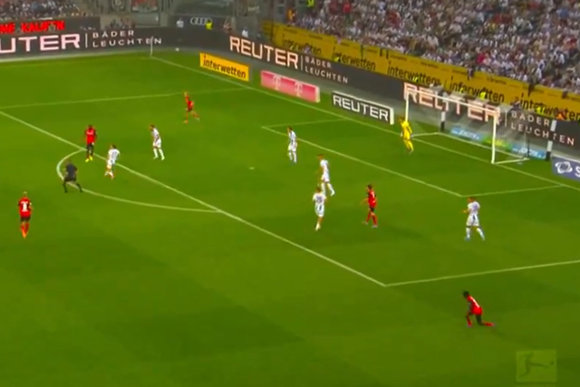 VÍDEO: golaço de Xhaka a abrir a Bundesliga