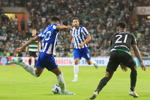 Hoje pode ver em direto na TV...