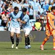 Thierry Correia e André Almeida na derrota do Valência em Vigo