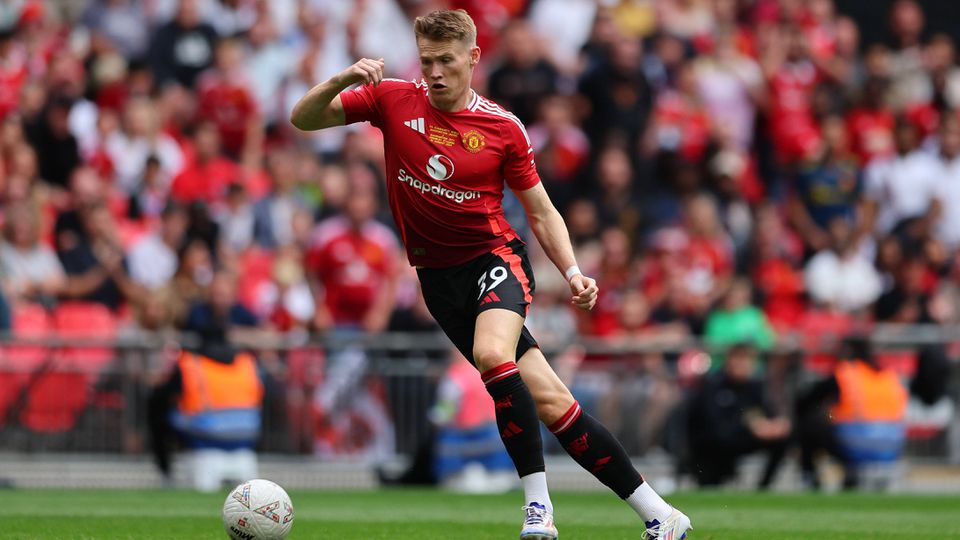 Nápoles pressiona por McTominay