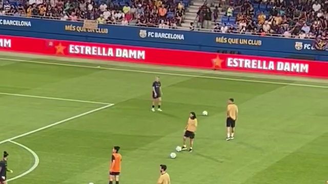 Kika Nazareth dá nas vistas... no aquecimento