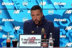 Farioli sobre Samu e De Jong: «Não vou desvendar tudo na conferência de imprensa»