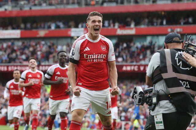 Viktor Gyokeres a celebrar o bis pelo Arsenal em casa diante do Leeds