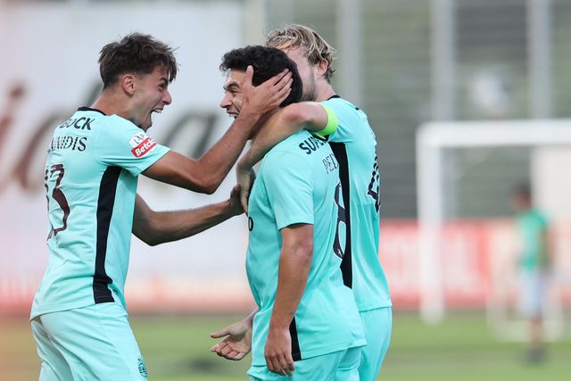 Tantas vezes o Pote vai à fonte que às vezes deixa lá três 'batatas' (as notas do Sporting)