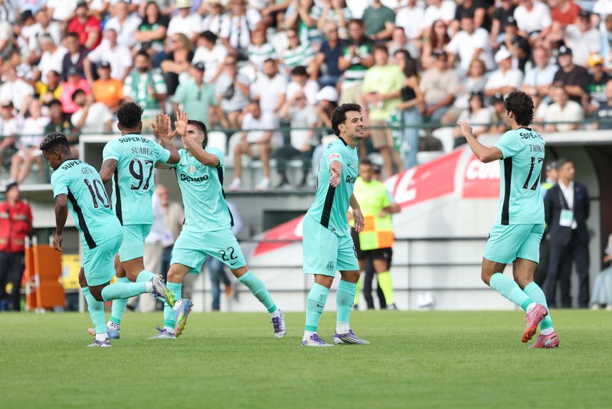 Pote festeja na Madeira (Foto: Catarina Morais/Kapta+)