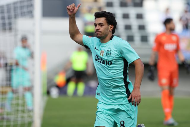 Sporting propõe mais três anos a Pedro Gonçalves