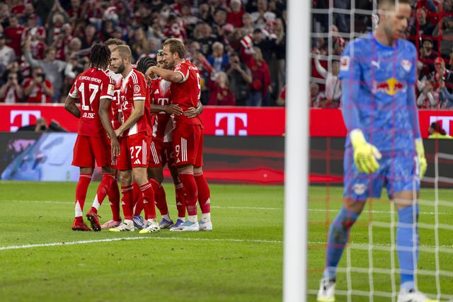 Festa do Bayern após goleada