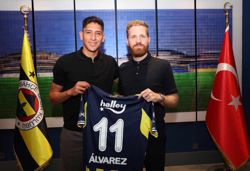 Edson Álvarez vai jogar com a camisola 11 (Fenerbahçe)