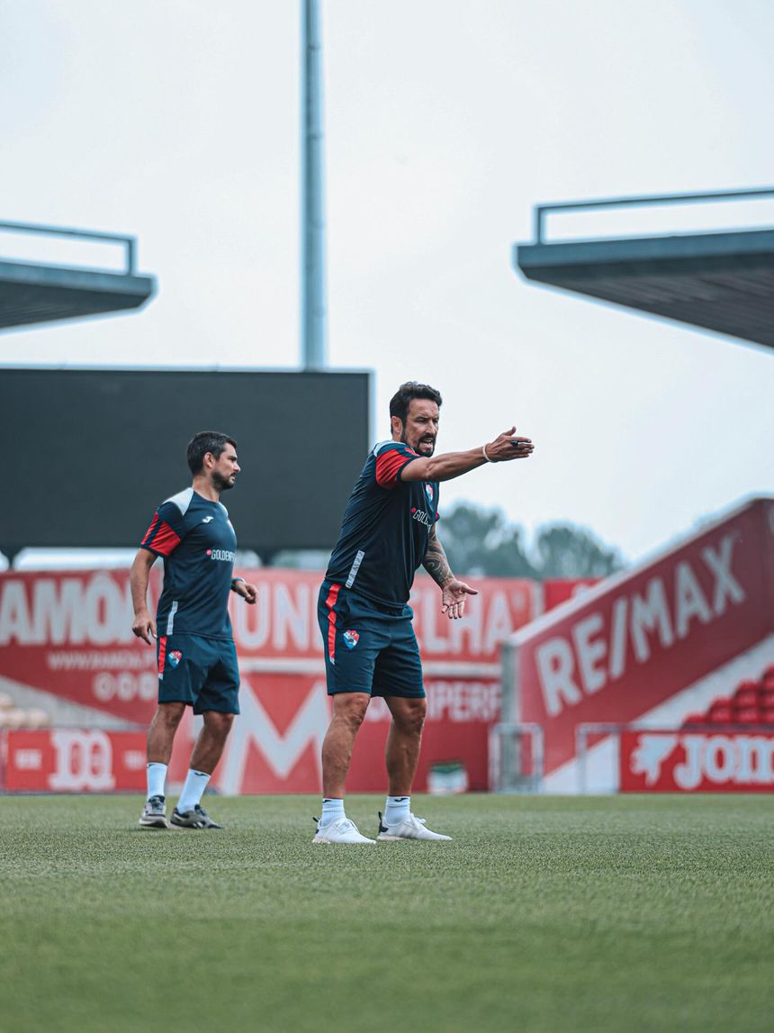 César Peixoto aproveita a pausa para cimentar processos (Foto: Gil Vicente FC)