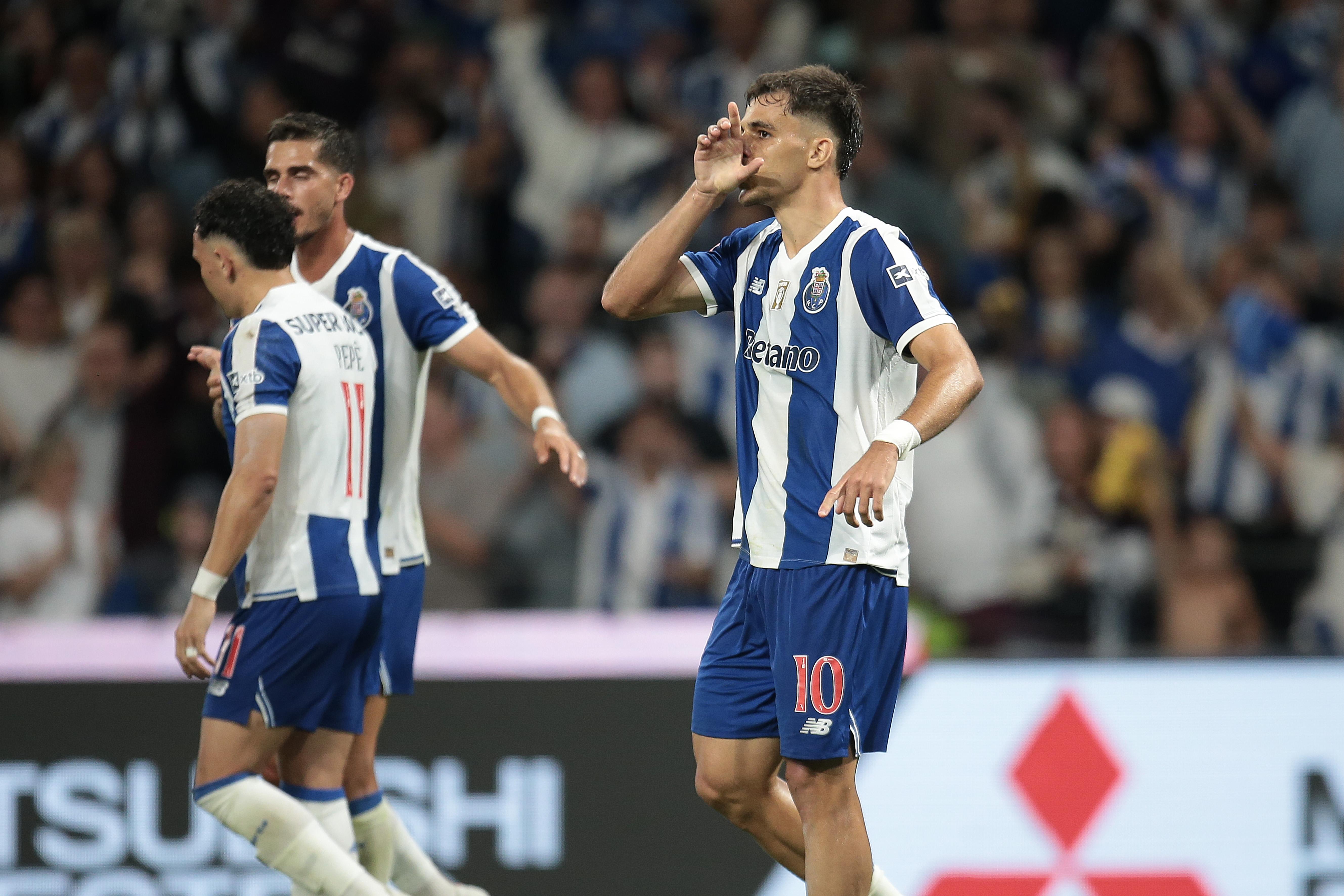 Festejo de Gabri Veiga no FC Porto-Arouca - Foto: MANUEL FERNANDO ARAÚJO/LUSA